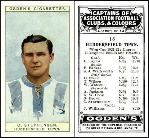 O100-490 : O/2-135 : O/55 [tobacco : UK] Ogden`s Ltd “Captains of Association Football Clubs and Colours” (1926) 18/44 